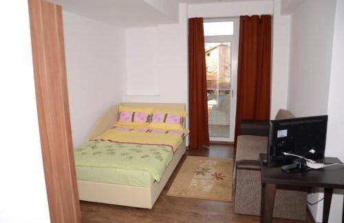Militari Apartment | Apart La Cave
