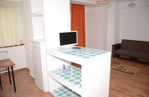 Militari Apartment | Apart La Cave