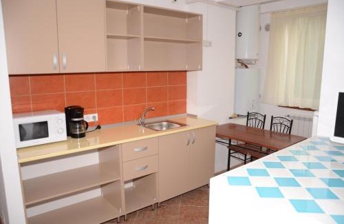Militari Apartment | Apart La Cave