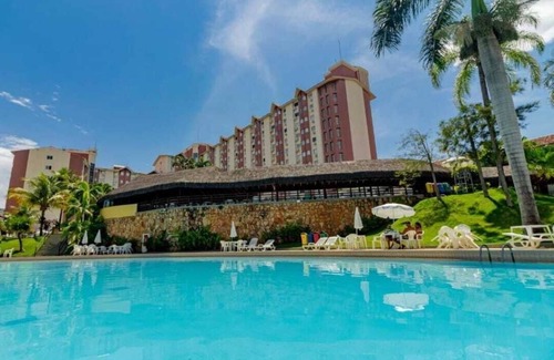 Vila Moraes Apartment | Apartamento com Requinte e Conforto no Hotel Hotsprings, com Banheira Privativa
