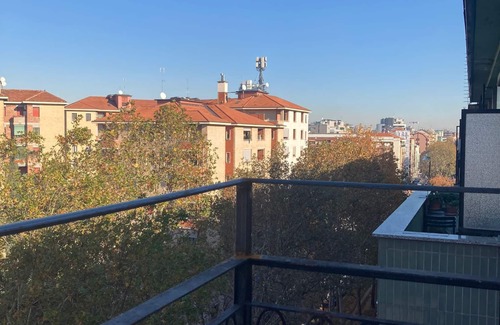 Lorenteggio Apartment | Apartament Lorenteggio