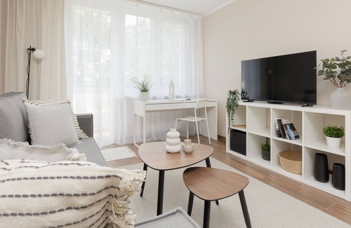 Saska Kepa Apartment | Apartament Miedzynarodowa by Renters