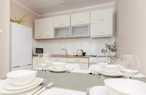 Saska Kepa Apartment | Apartament Miedzynarodowa by Renters