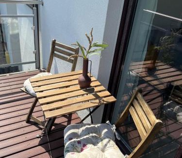 Wladyslawowo Apartment | Apartament Morska Melodia z balkonem i miejscem do pracy zdalnej