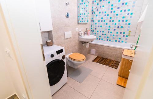 Tractorul Apartment | Apartament28