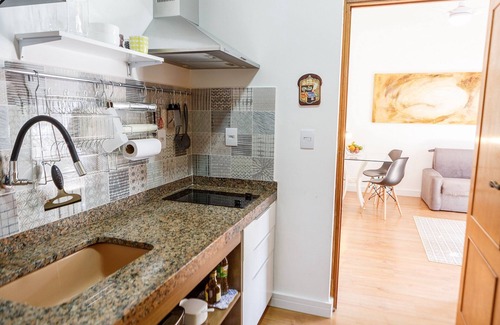 Alto de Pinheiros Apartment | Apartamento aconchegante na Praça Pôr do Sol