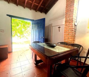 Santa Cruz de Mompox Apartment | Apartamento Colonial Puerta Azul
