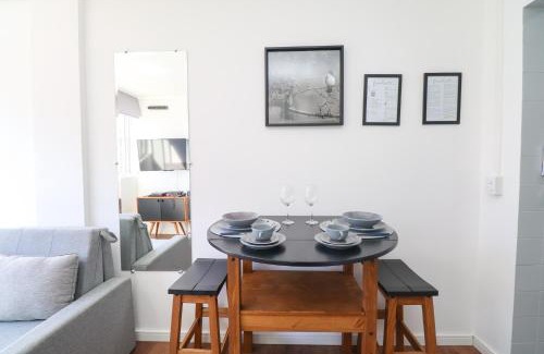 Alto da Gloria Apartment | Apartamento com 1 quarto próximo Estádio Couto Pereira