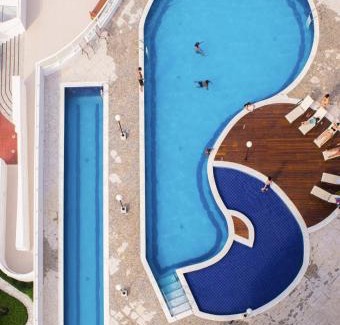 Vila Clais Apartment | Apartamento com vista para o mar e sacada gourmet