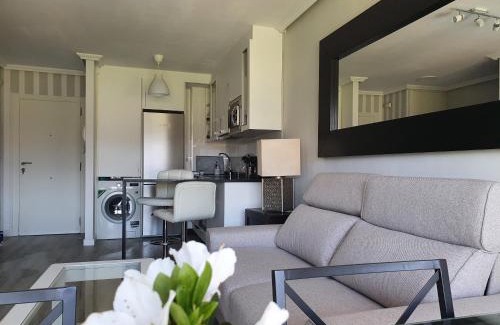 Boiro Apartment | Apartamento con piscina en Boiro - Cabo de Cruz