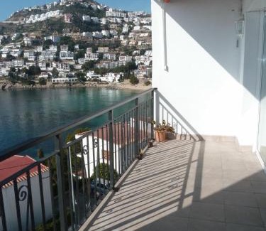 Almadraba-Canyelles Apartment | Apartamento con vista impresionante a la bahía de Roses-189