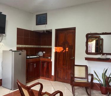 Leon Apartment | Apartamento El Madroño