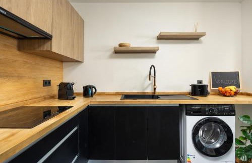 Rincon de la Victoria Apartment | Apartamento Italia 2, Newly Renovated, AC & WiFi