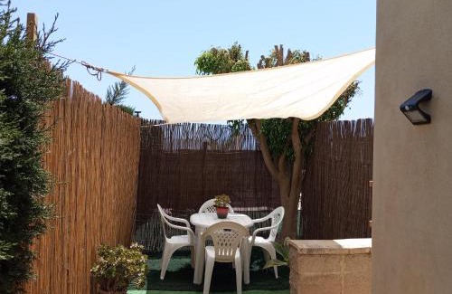 Torre de Benagalbon Apartment | Apartamento con acceso directo a la playa