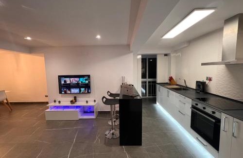 Huerta de la Marquesa Apartment | Apartamento espacioso de diseño a 3 min RENFE.