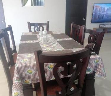 San Salvador Apartment | Apartamento Familiar 3 con 3 habitaciones 4 camas más litera