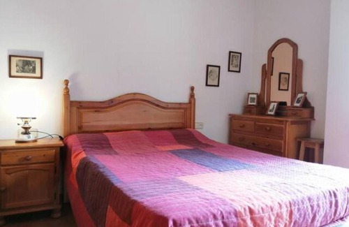 Taull Apartment | Apartamento Herbasabina 3 con jardín comunitario y piscina en verano