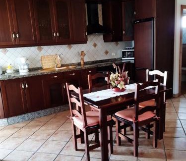 El Guincho Apartment | Apartamento La Gemela