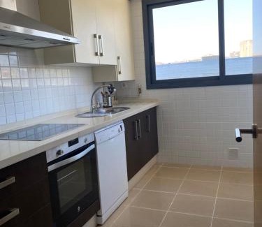 R.E.N.F.E. Apartment | Apartamento Minimalista Vialia