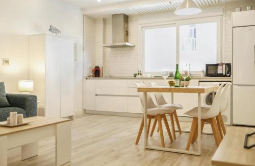 Cadiz Apartment | Apartamento Naypa with free parking