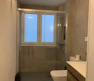 Camino de Ronda Apartment | Apartamento nuevo, 3 dormitorios con terraza