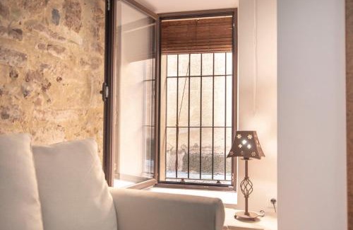 Caceres Old Town Apartment | Apartamento nuevo Casco Antiguo AT Postigo 20