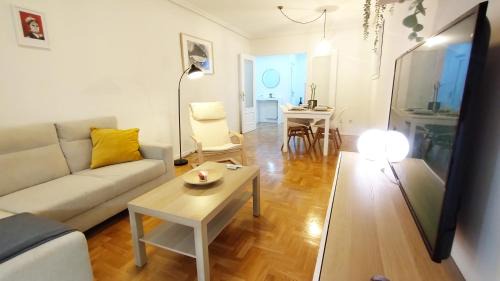 Distrito Oeste Apartment | Apartamento Pablo Neruda