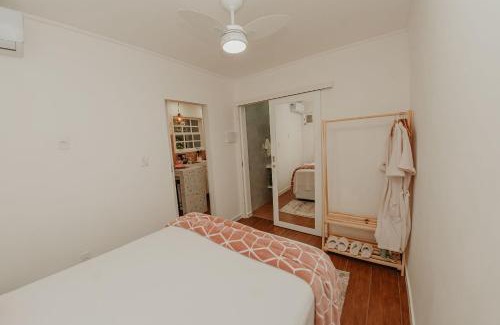 Jardim Caicara Apartment | Apartamento para casal - 2,4km PRAIA DO FORTE