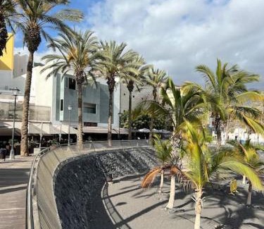 Playa San Juan Apartment | Apartamento Playa San Juan