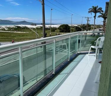 Vila Nova Apartment | Apartamento Praia do Forte, Cabo Frio, Frente mar