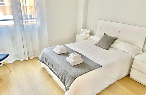Gijon-Este Apartment | Apartamento San Lorenzo Playa. Vistas al mar.