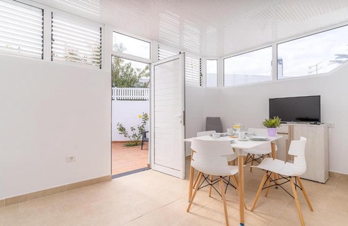 Los Pocillos Apartment | Apartamento Sussa 7B by HH