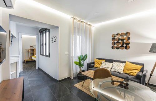 Santa Clara Apartment | Apartamentos Cáceres Central Suites "Torres de Cáceres"