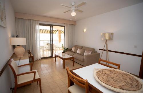 Cala Apartment | Apartamentos María Cristina Beach