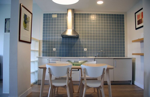 La Ribera Apartment | Apartamentos Mayerling Bisbe Urquinaona