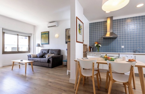 La Ribera Apartment | Apartamentos Mayerling Bisbe Urquinaona