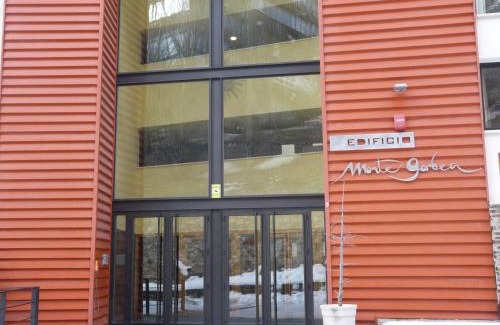 Pradollano Apartment | Apartamentos Montegorbea