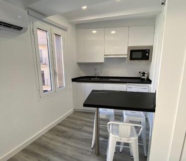 Plasencia Apartment | Apartamentos San Martín
