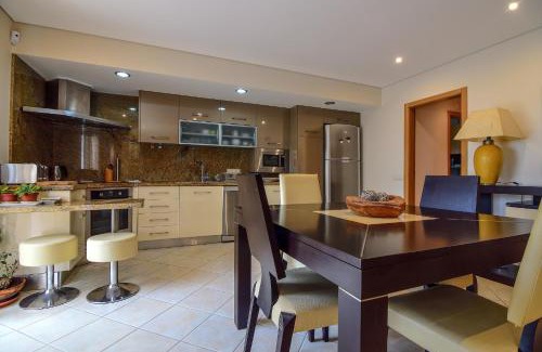 Pata de Baixo Resort | Apartamentos Vale de Carros by Umbral