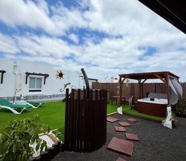 Playa Blanca House | Apartamentos y Lofts Makana