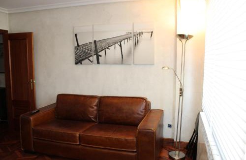 Zarautz Apartment | Apartamentos Zarautz Playa, con piscina y garaje