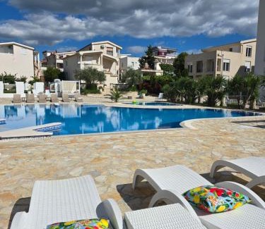 Dobra Voda Apartment | Apartaments Crown Silvia