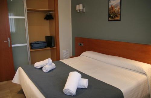 El Camp de l'Arpa del Clot Apartment | Apartaments Independencia