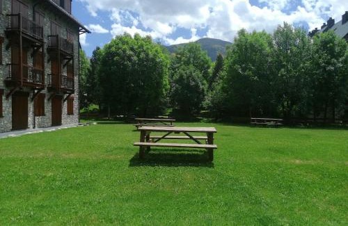 Pla de l'Ermita Apartment | Apartaments Pleta Bona