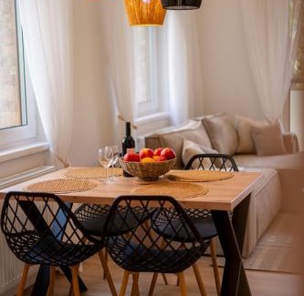 Bierutowice Apartment | Apartamenty z tarasem blisko stoku by Four Seasons