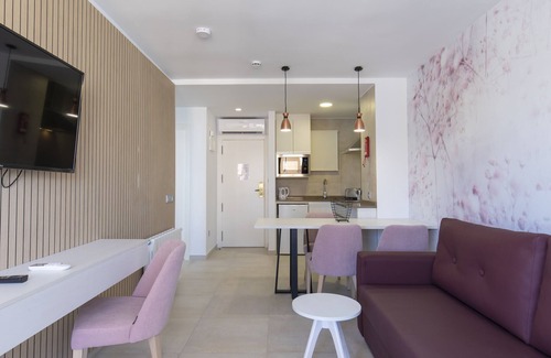 Benidorm Apartment | Aparthotel BCL Levante Beach