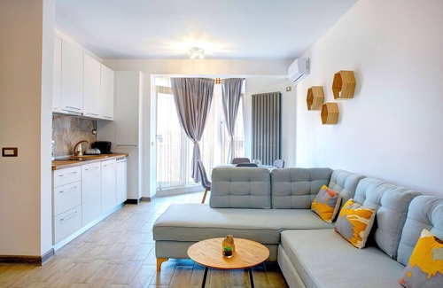 Mamaia-Sat Apartment | Aparthotel Ella Alezzi