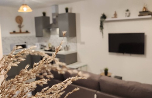 Grangetown Apartment | ApartHotel - Flat 5 (2 bed)