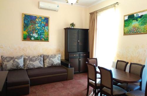 Lviv City Center Hotel | Aparthotel NA DOBU