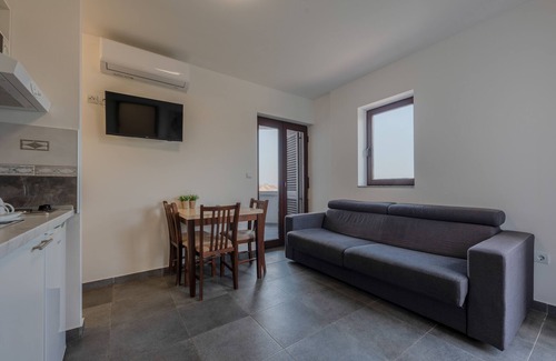 Kozino Villa | Aparthotel Plat